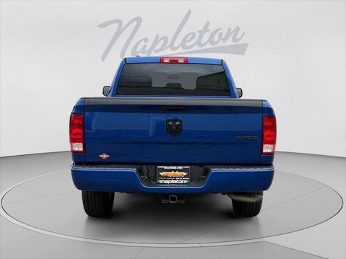 Certified 2019 RAM 1500 Express w/ Express Value Package AWD/4WD image 4