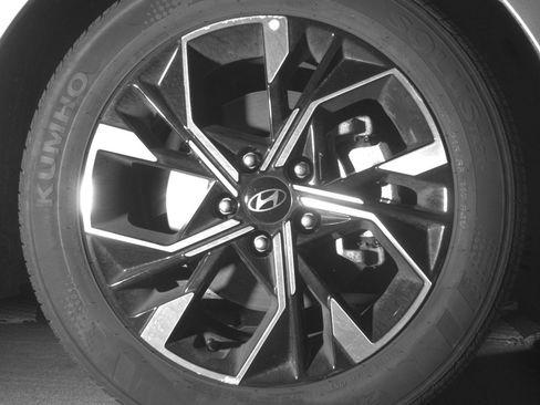 Used 2025 Hyundai Sonata SEL image 13