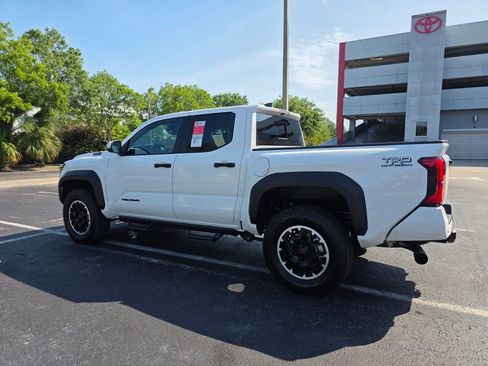 New 2026 Toyota Tacoma TRD Off-Road AWD/4WD image 9