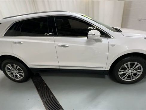 Used 2022 Cadillac XT5 Premium Luxury image 9