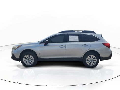 Used 2019 Subaru Outback 2.5i image 4