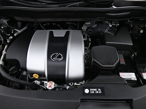 Used 2022 Lexus RX 350L Premium image 23