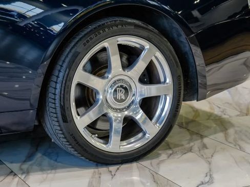 Used 2017 Rolls-Royce Wraith RWD image 87