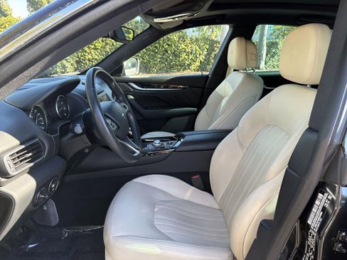Used 2022 Maserati Levante GT image 25