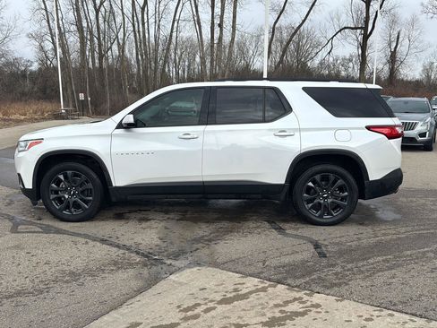 Used 2019 Chevrolet Traverse RS image 2