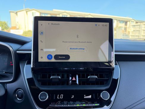 Used 2025 Toyota Corolla XSE image 6