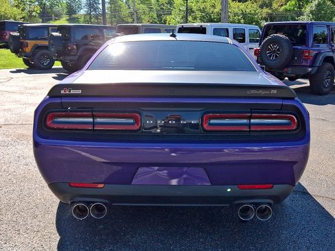 Certified 2023 Dodge Challenger R/T Scat Pack RWD image 5