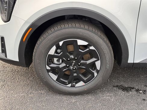 New 2026 Kia Sorento S w/ S Panoramic Sunroof Package image 9