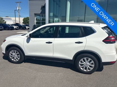 Used 2018 Nissan Rogue S AWD/4WD image 7