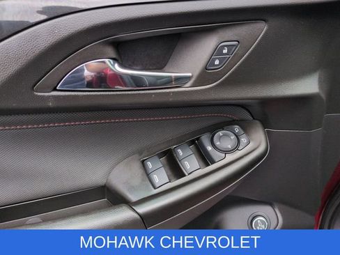 Used 2023 Chevrolet TrailBlazer RS w/ Sun and Liftgate Package AWD/4WD image 25