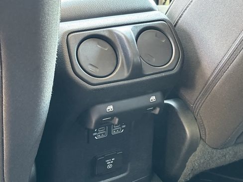 Used 2023 Jeep Wrangler Unlimited Rubicon 4xe w/ Cold Weather Group AWD/4WD image 28