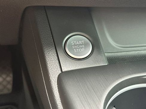 Used 2018 Audi A4 2.0T Premium Plus w/ Premium Plus Package image 21