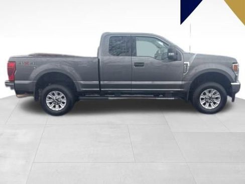 Certified 2022 Ford F350 XLT w/ XLT Value Package image 2