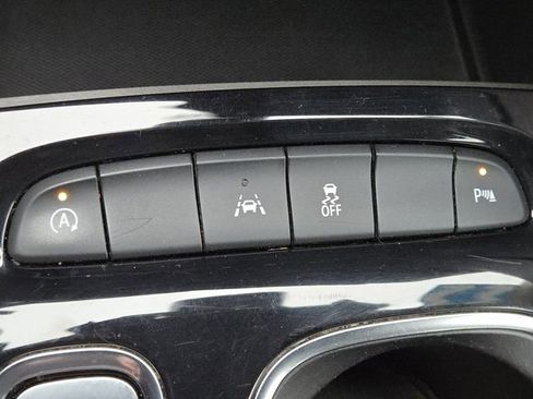 Used 2022 Buick Envision Preferred image 8