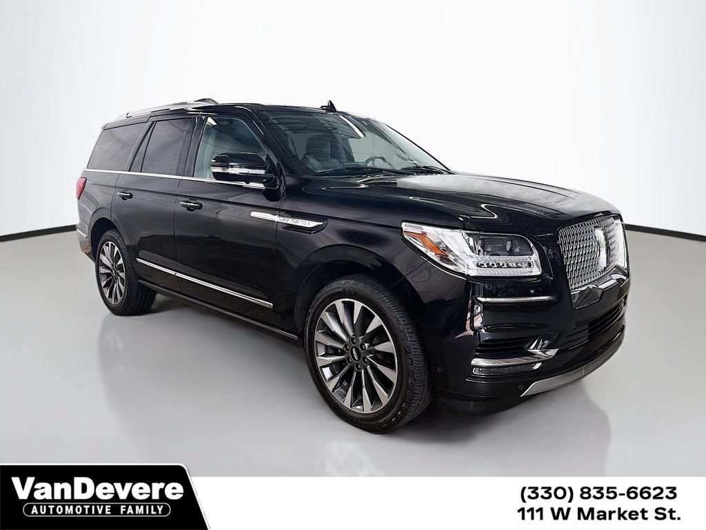 Used 2021 Lincoln Navigator Reserve AWD/4WD image 1