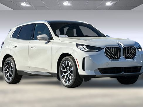 Used 2026 BMW X3 xDrive30 w/ Premium Package image 7