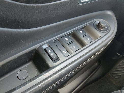 Used 2015 Buick Encore Convenience image 27