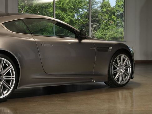 Used 2009 Aston Martin DBS Coupe RWD image 55