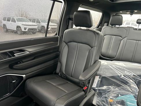 New 2026 Jeep Grand Wagoneer Limited image 13