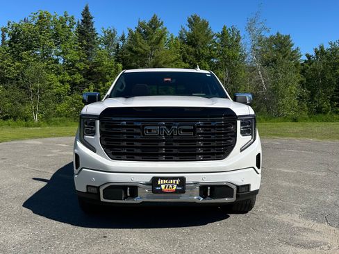 Used 2025 GMC Sierra 1500 Denali Ultimate AWD/4WD image 8