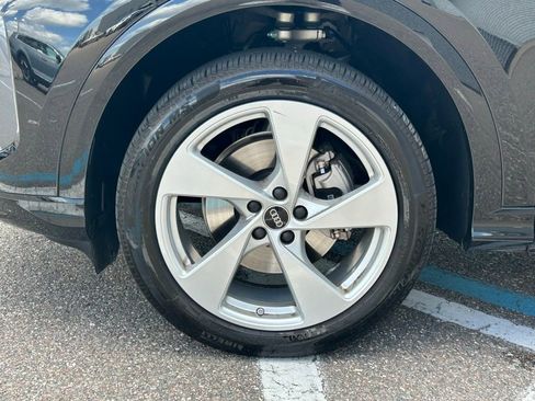 New 2025 Audi Q5 Premium Plus w/ Premium Plus AWD/4WD image 41