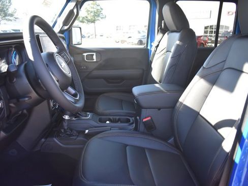 New 2026 Jeep Gladiator Sport image 15