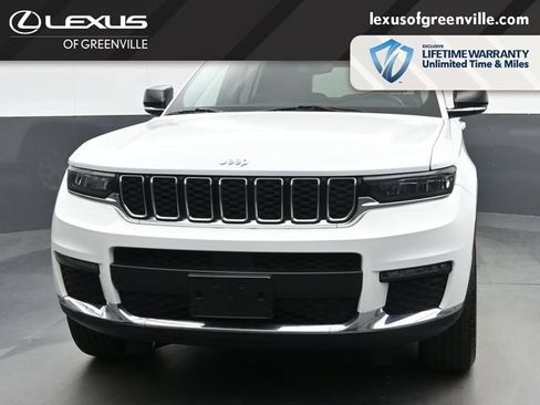 Used 2022 Jeep Grand Cherokee L Limited AWD/4WD image 3