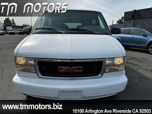 Used 2000 GMC Safari Ext w/ Sle Marketing Option Pkg 2 image 2