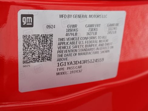 Used 2024 Chevrolet Corvette Stingray Convertible w/ 1LT image 27