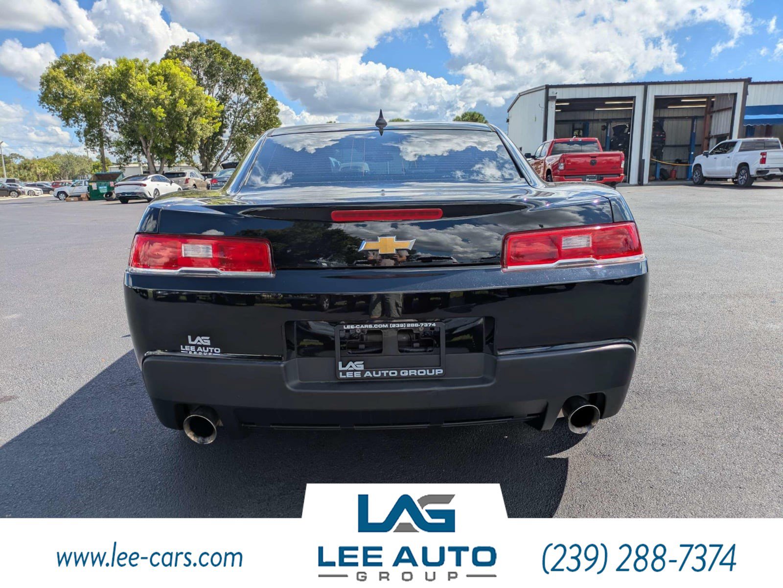Used 2015 Chevrolet Camaro LT RWD image 4