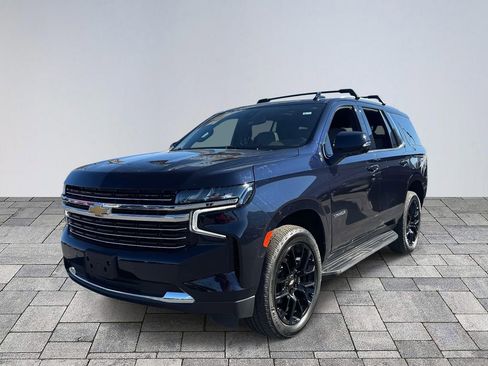 Used 2022 Chevrolet Tahoe LT w/ LT Signature Plus Package image 3