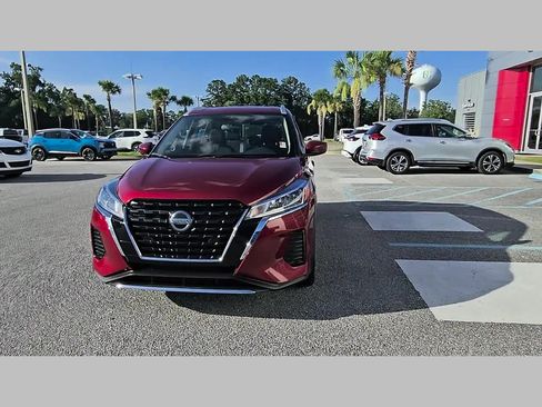 Used 2021 Nissan Kicks SV FWD image 21