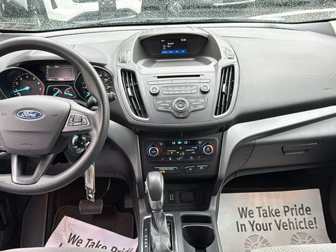 Used 2018 Ford Escape SE FWD image 5