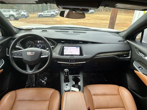 Used 2020 Cadillac XT4 Premium Luxury image 30