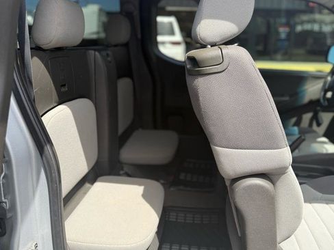 Used 2009 Suzuki Equator 2WD Extended Cab image 10