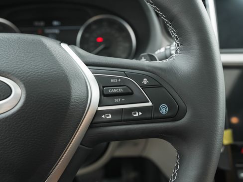 Used 2025 INFINITI QX50 Luxe image 17