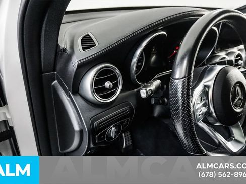 Used 2022 Mercedes-Benz GLC 300 4MATIC Coupe image 33