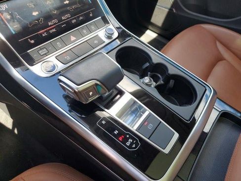 Used 2021 Audi Q7 3.0T Premium Plus AWD/4WD image 27