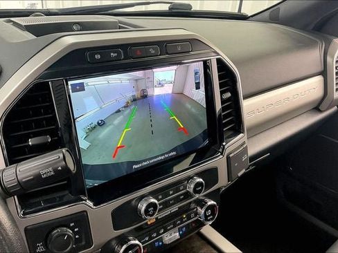Used 2022 Ford F250 Lariat w/ Tremor Off-Road Package AWD/4WD image 27
