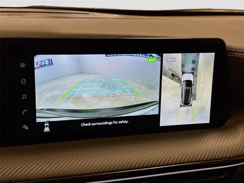 Used 2025 Nissan Kicks SR image 13