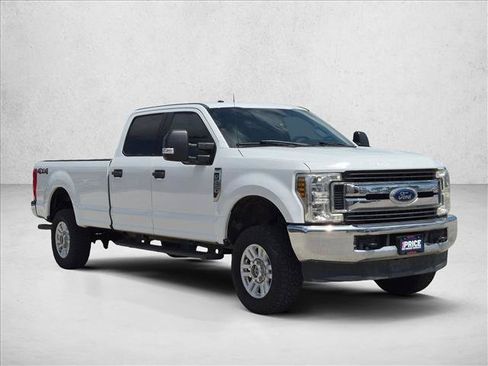 Used 2019 Ford F250 XLT AWD/4WD image 3