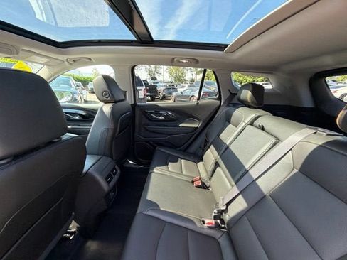Used 2024 GMC Terrain AT4 w/ Infotainment Package II AWD/4WD image 27