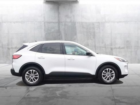 Certified 2022 Ford Escape SE w/ Convenience Package FWD image 5