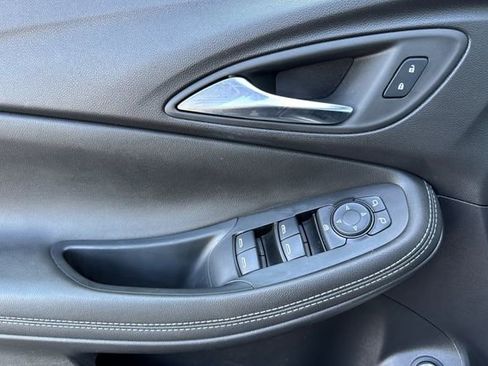 Used 2023 Buick Encore GX Select w/ Sport Touring Package image 11