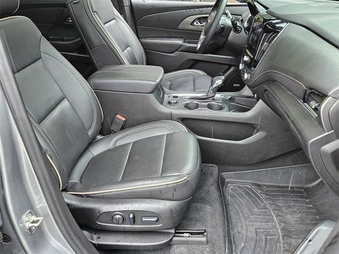Certified 2023 Chevrolet Traverse Premier image 14