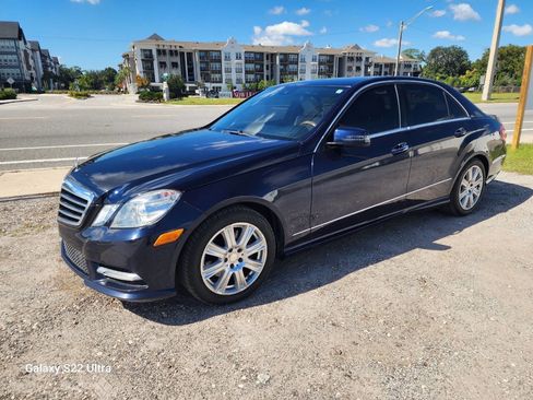 Used 2013 Mercedes-Benz E 350 Sedan image 4