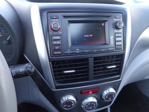 Used 2013 Subaru Forester 2.5X Limited image 33