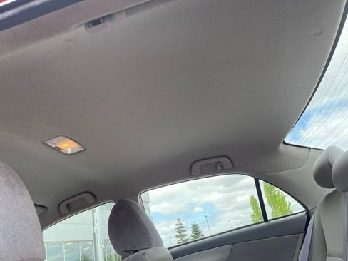 Used 2010 Toyota Corolla LE FWD image 11