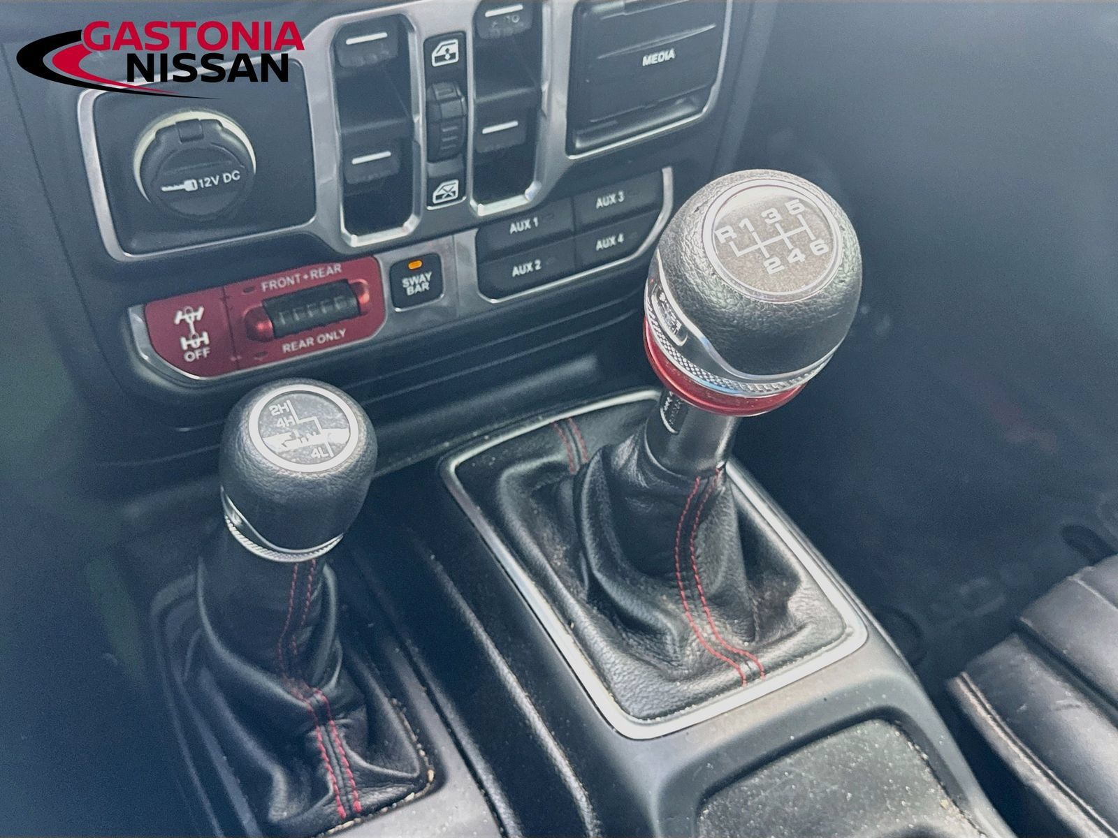 Used 2018 Jeep Wrangler Unlimited Rubicon AWD/4WD image 22