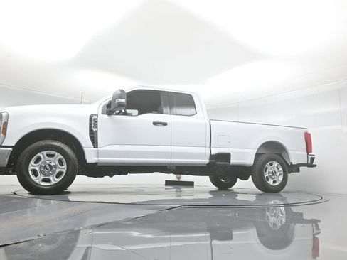New 2026 Ford F350 XLT RWD image 7